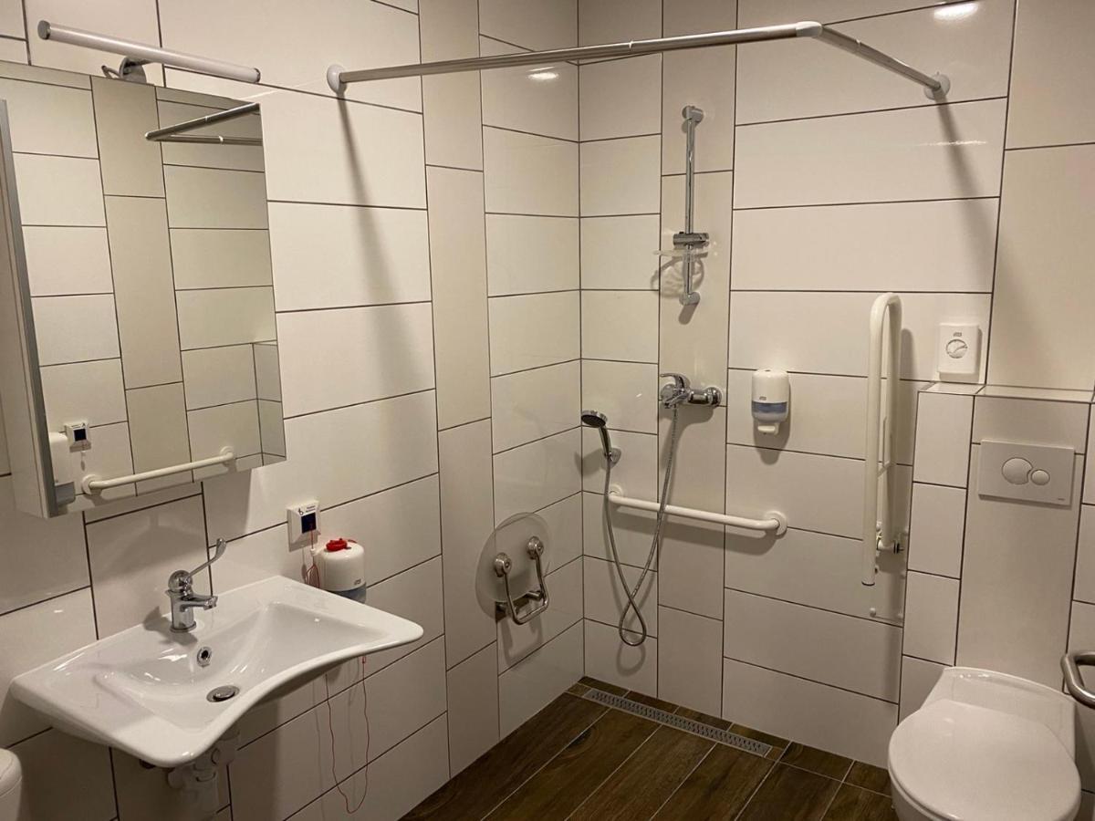M70 Apartmanhaz Μίσκολτς Εξωτερικό φωτογραφία